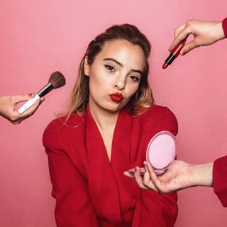 45264462 988984001292384 8305527539900612608